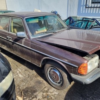 MERCEDES CLASE E (W123) 300D