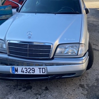 MERCEDES CLASE C (W202) BERLINA 250 TD